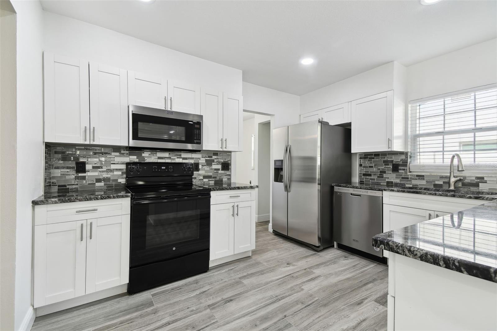 706 CALIENTE DR, BRANDON, FL, 33511