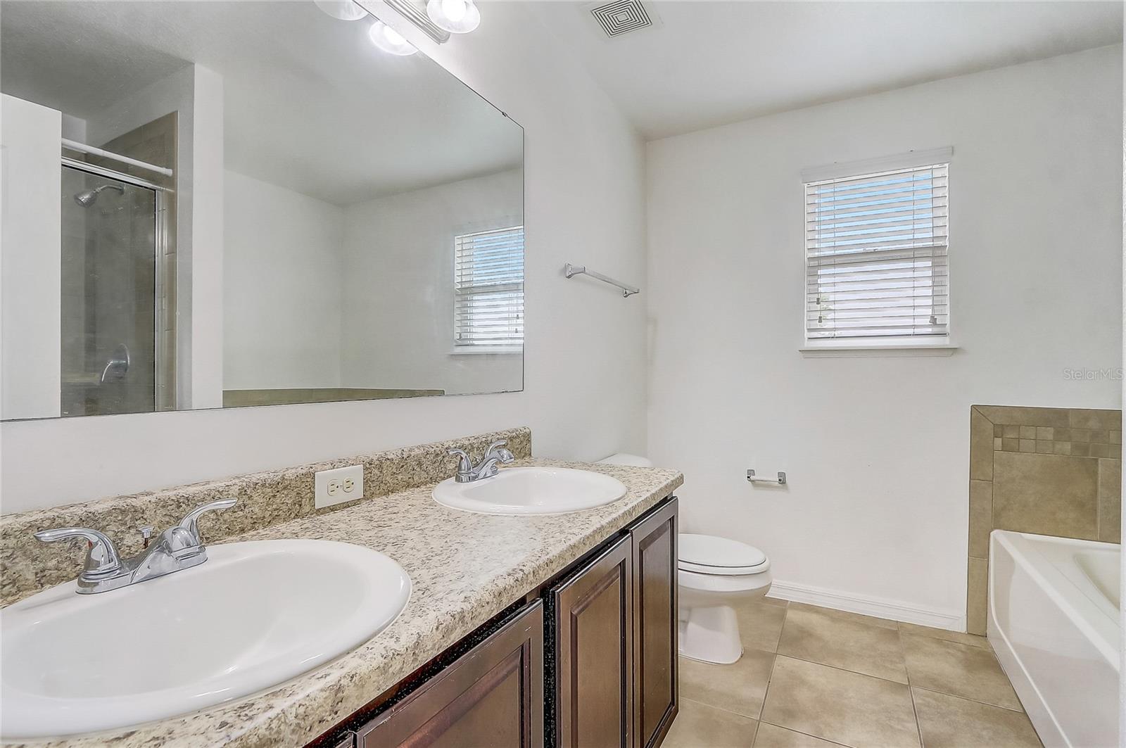 607 WASHINGTON WAY, HAINES CITY, FL, 33844