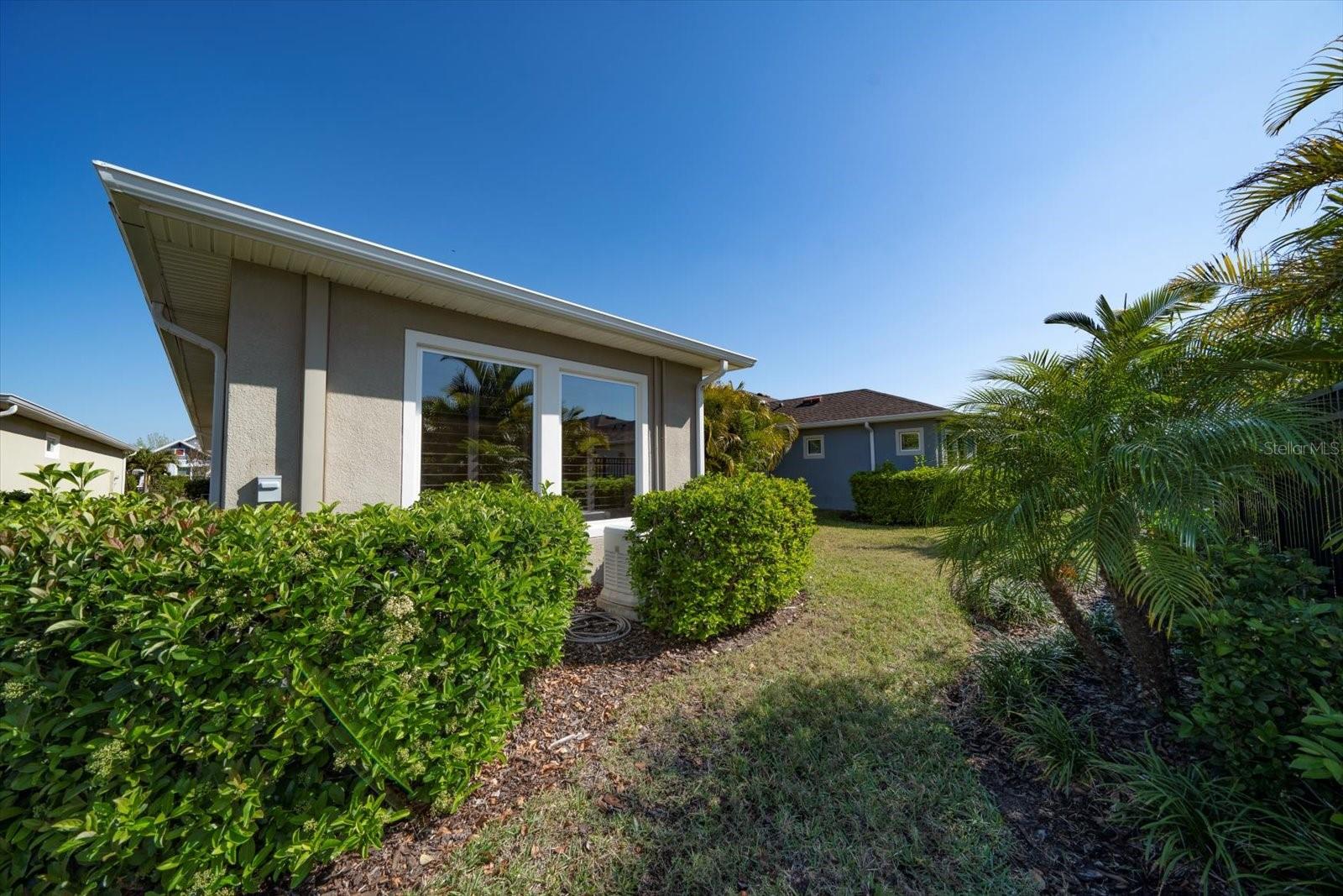 13917 KINGFISHER GLEN DR, LITHIA, FL, 33547