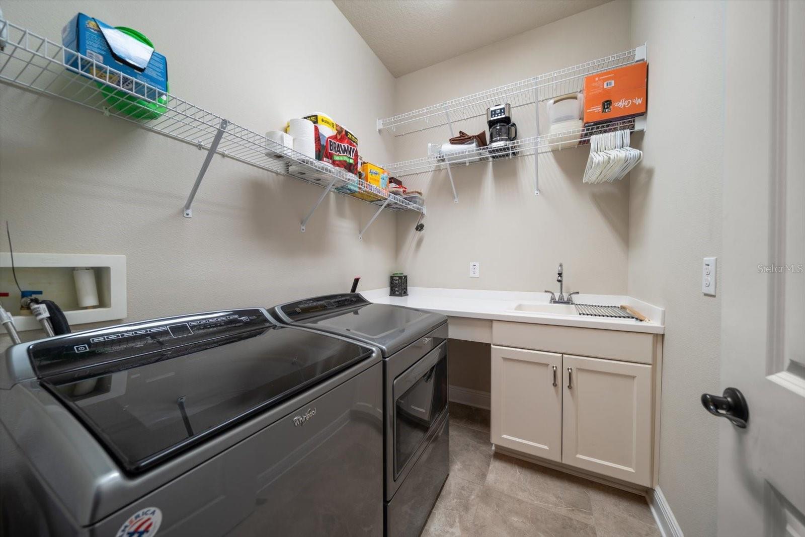 13917 KINGFISHER GLEN DR, LITHIA, FL, 33547