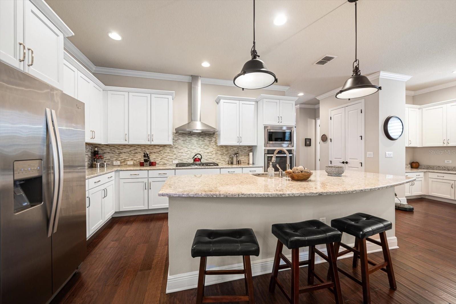 13917 KINGFISHER GLEN DR, LITHIA, FL, 33547