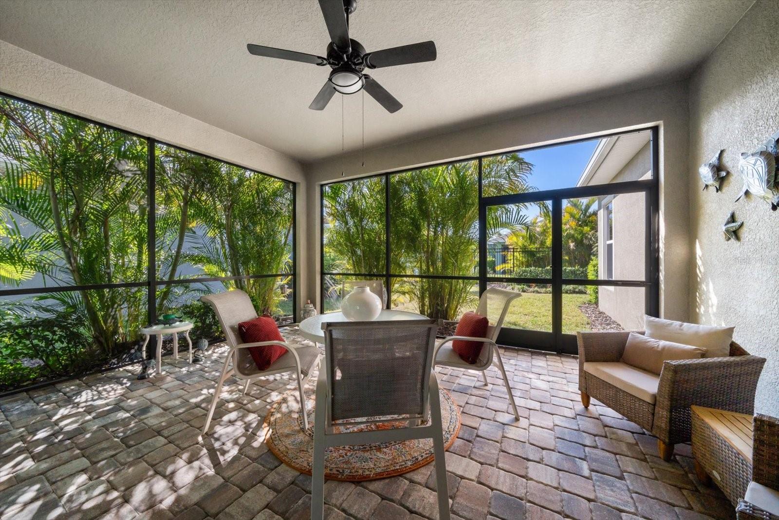 13917 KINGFISHER GLEN DR, LITHIA, FL, 33547