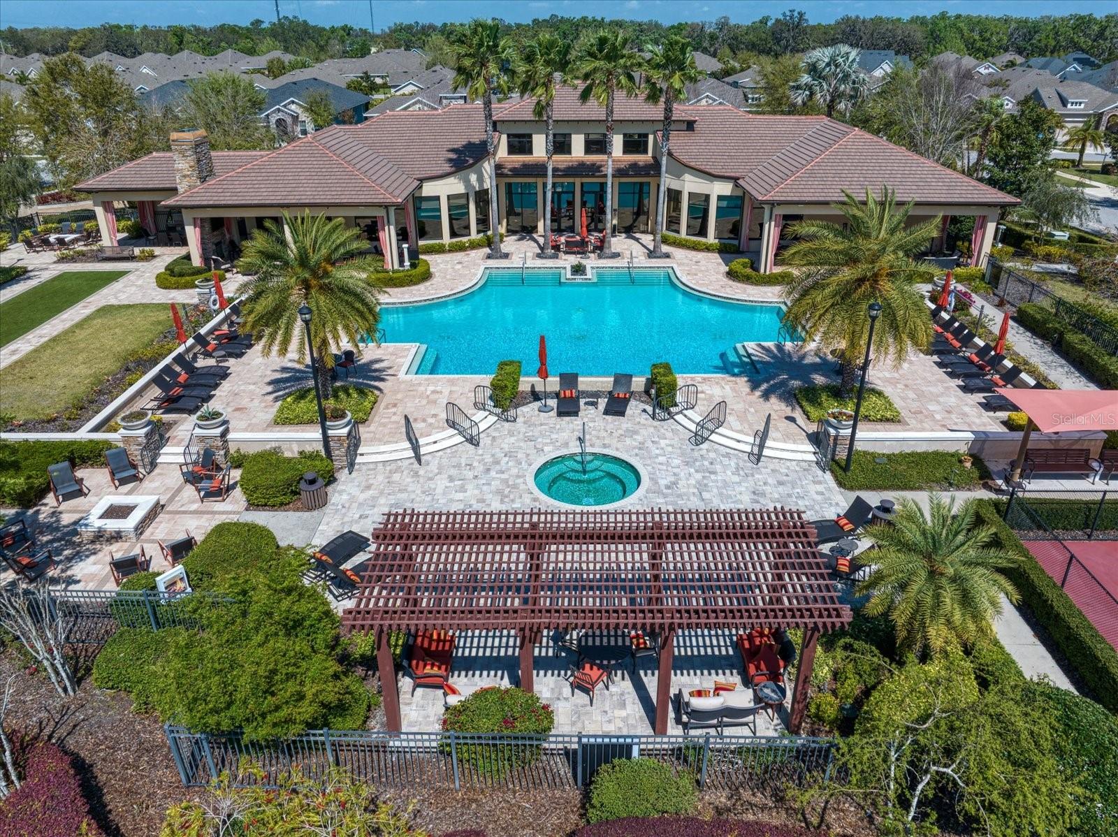 13917 KINGFISHER GLEN DR, LITHIA, FL, 33547