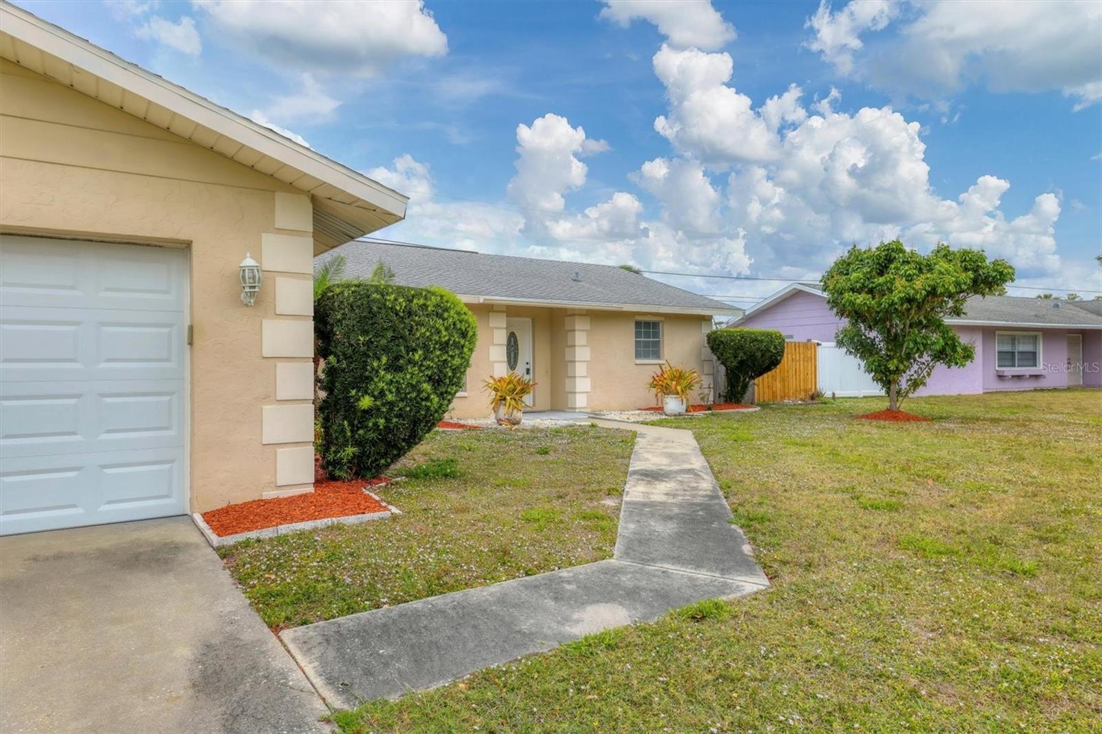 3803 PIN OAKS ST, SARASOTA, FL, 34232