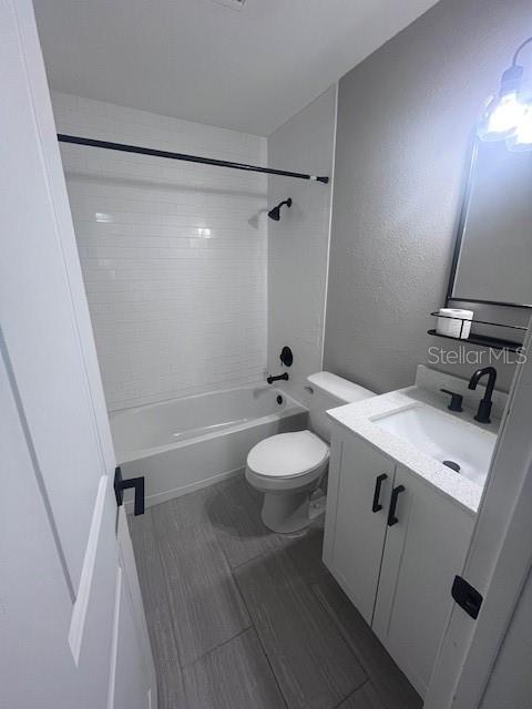 6716 S DAUPHIN AVE, TAMPA, FL, 33611