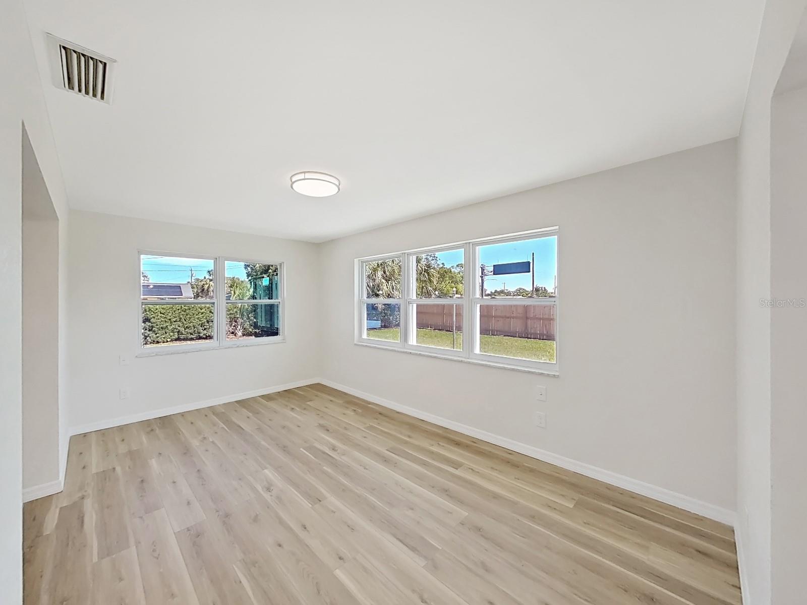 7797 BARRY CT, SEMINOLE, FL, 33772