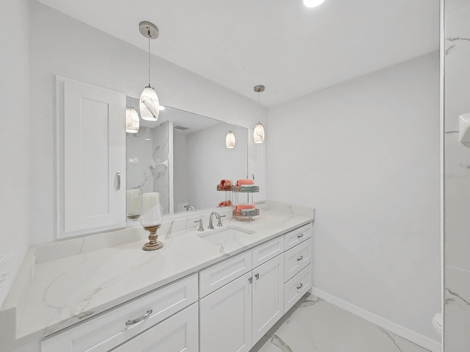 7797 BARRY CT, SEMINOLE, FL, 33772
