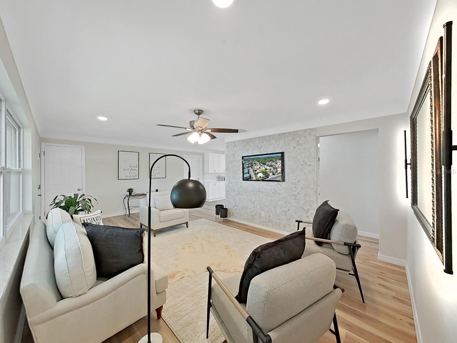 7797 BARRY CT, SEMINOLE, FL, 33772