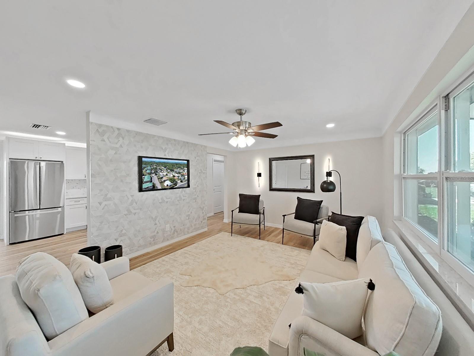 7797 BARRY CT, SEMINOLE, FL, 33772