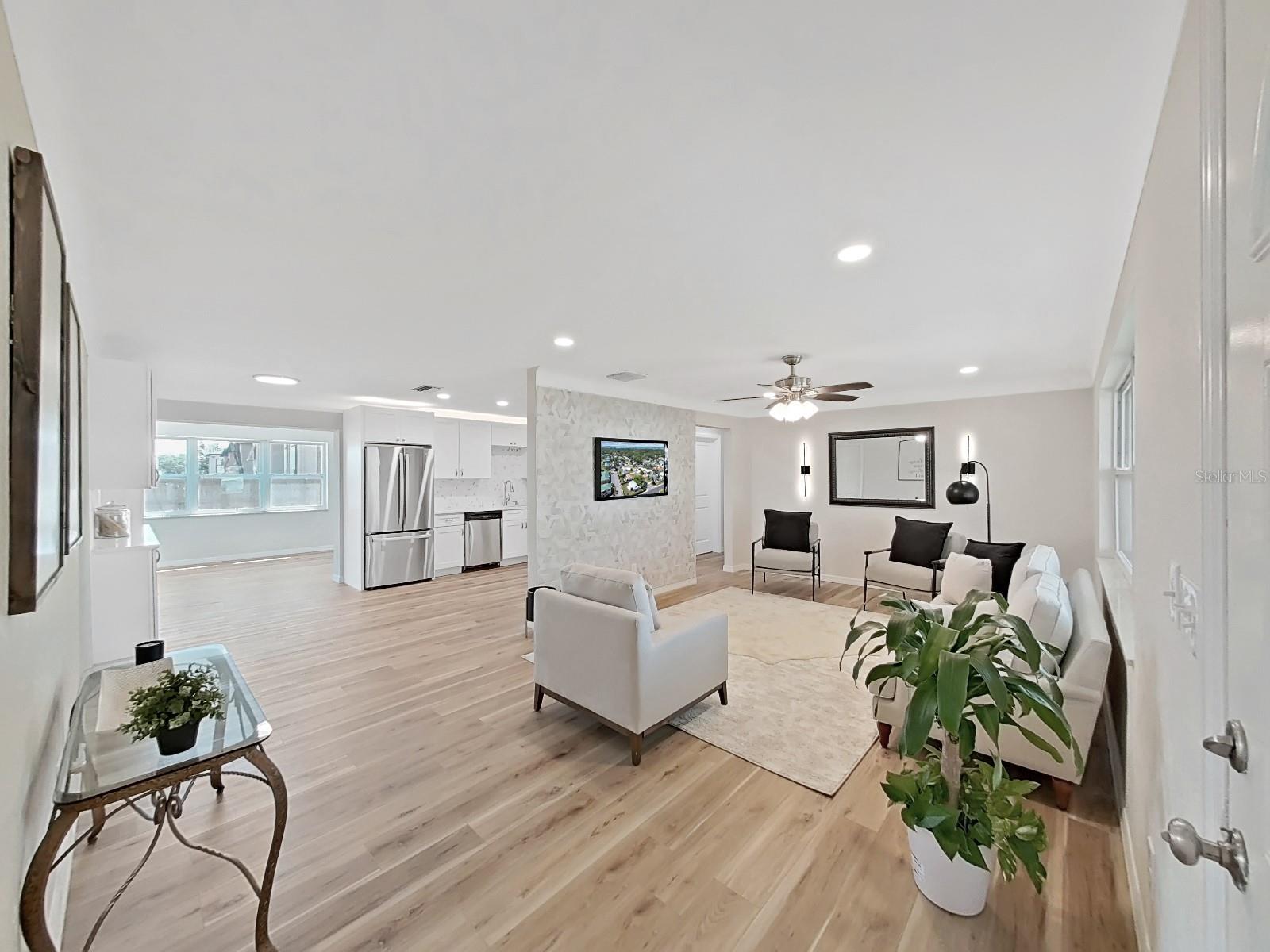 7797 BARRY CT, SEMINOLE, FL, 33772