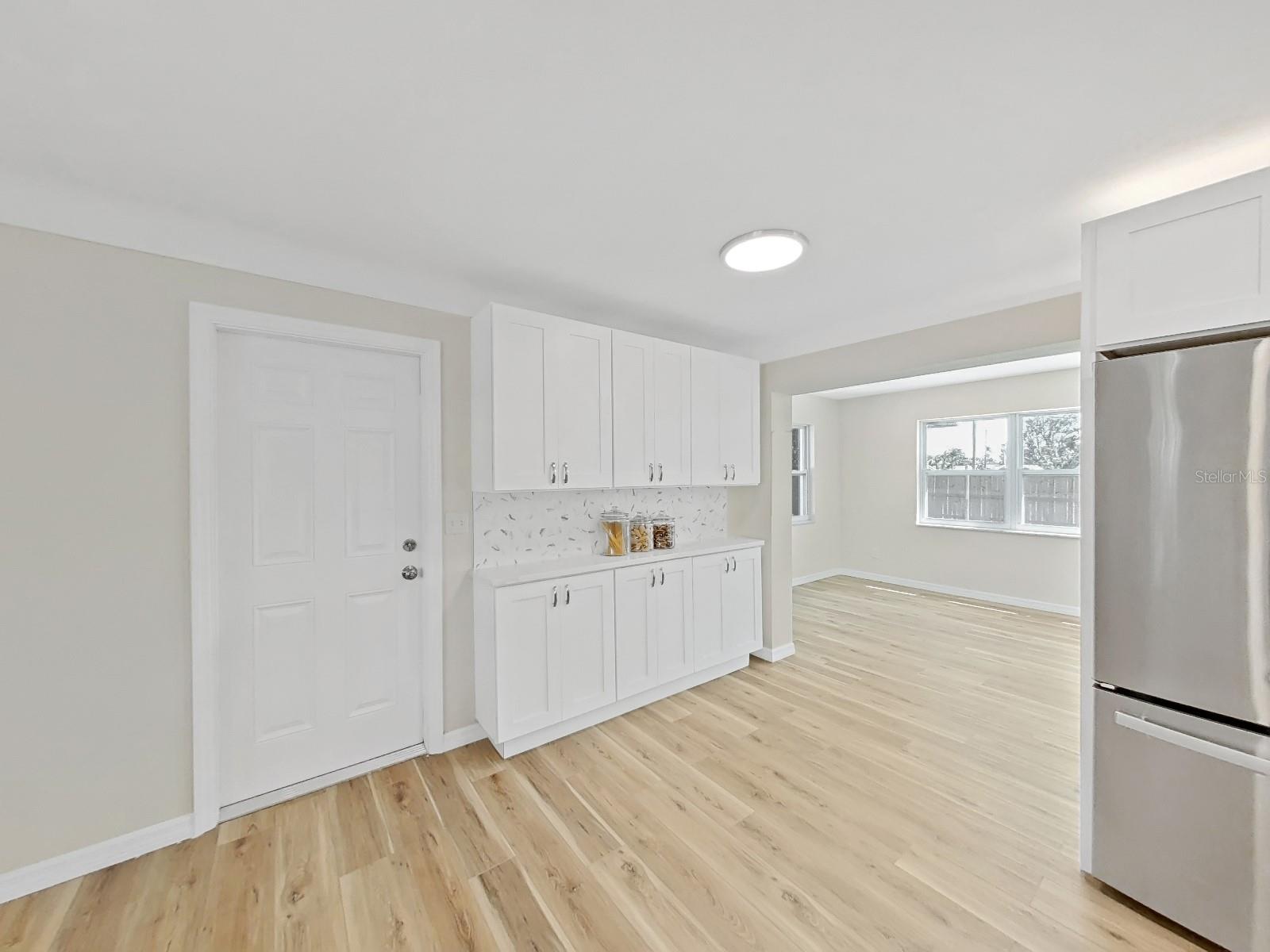 7797 BARRY CT, SEMINOLE, FL, 33772