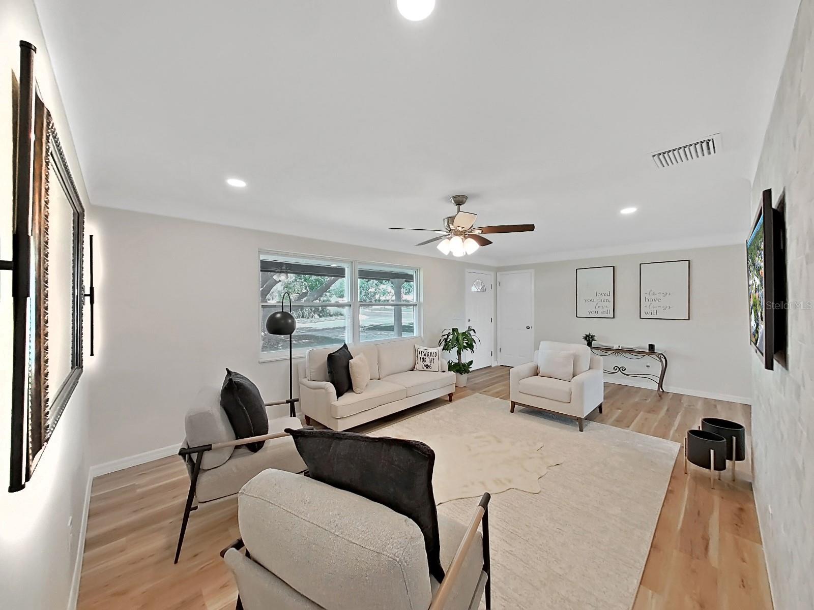 7797 BARRY CT, SEMINOLE, FL, 33772
