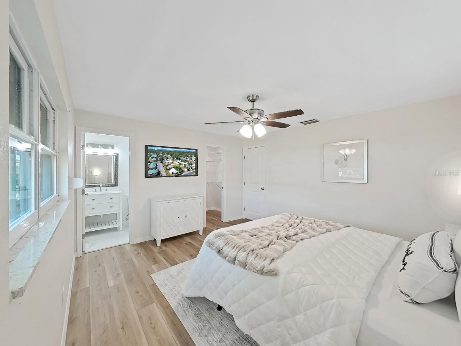7797 BARRY CT, SEMINOLE, FL, 33772