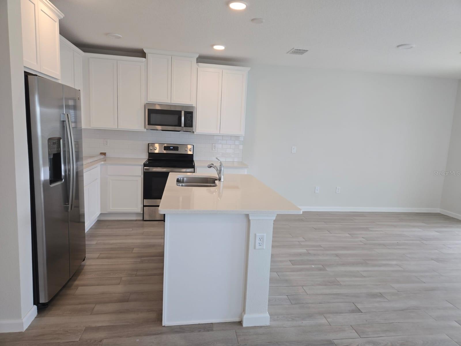 2802 NARCOOSSEE COMMONS WAY, ST CLOUD, FL, 34771