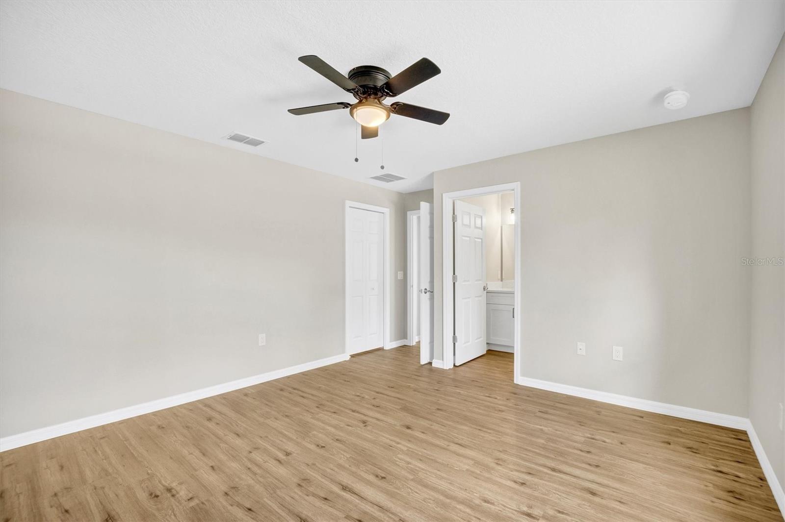 3120 OLEANDER DR, INDIAN LAKE ESTATES, FL, 33855