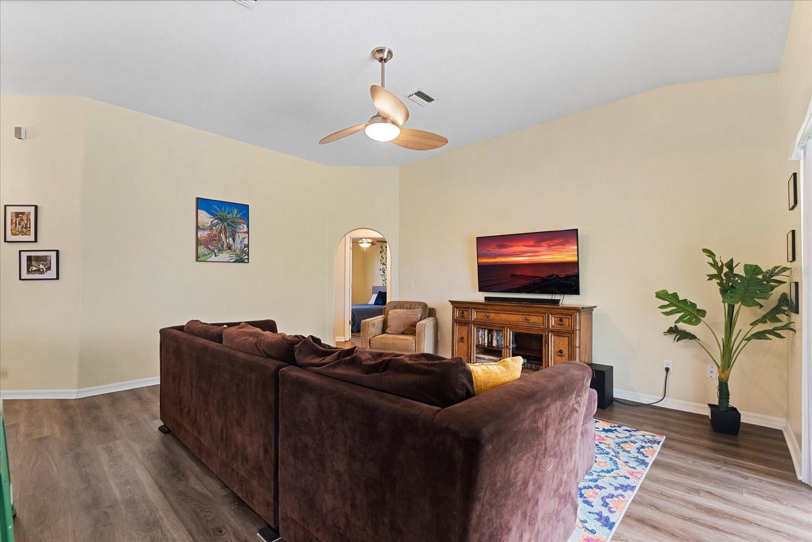 4 BIRD LAND PL, PALM COAST, FL, 32137
