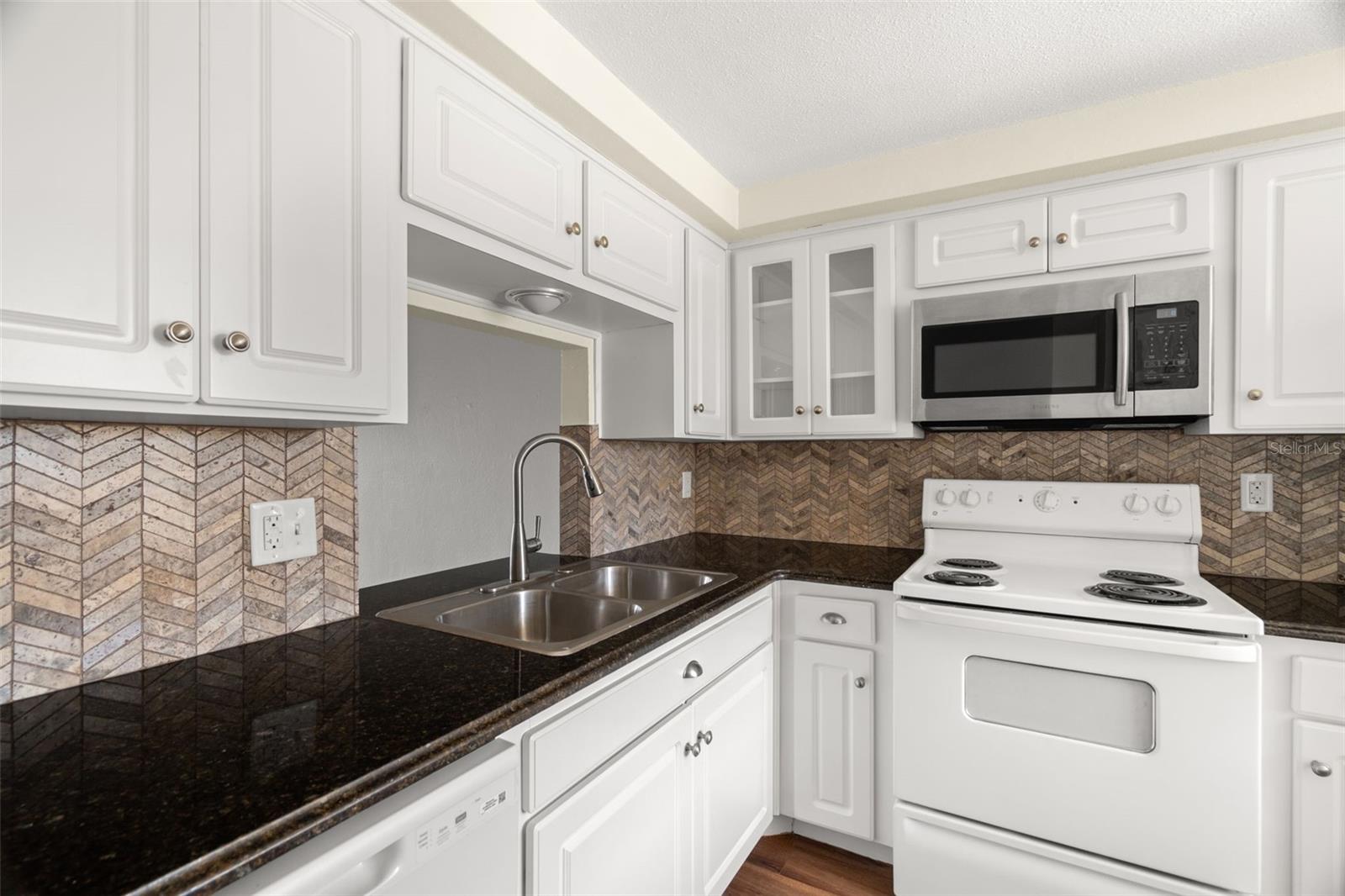 4227 GLISSADE DR, NEW PORT RICHEY, FL, 34652