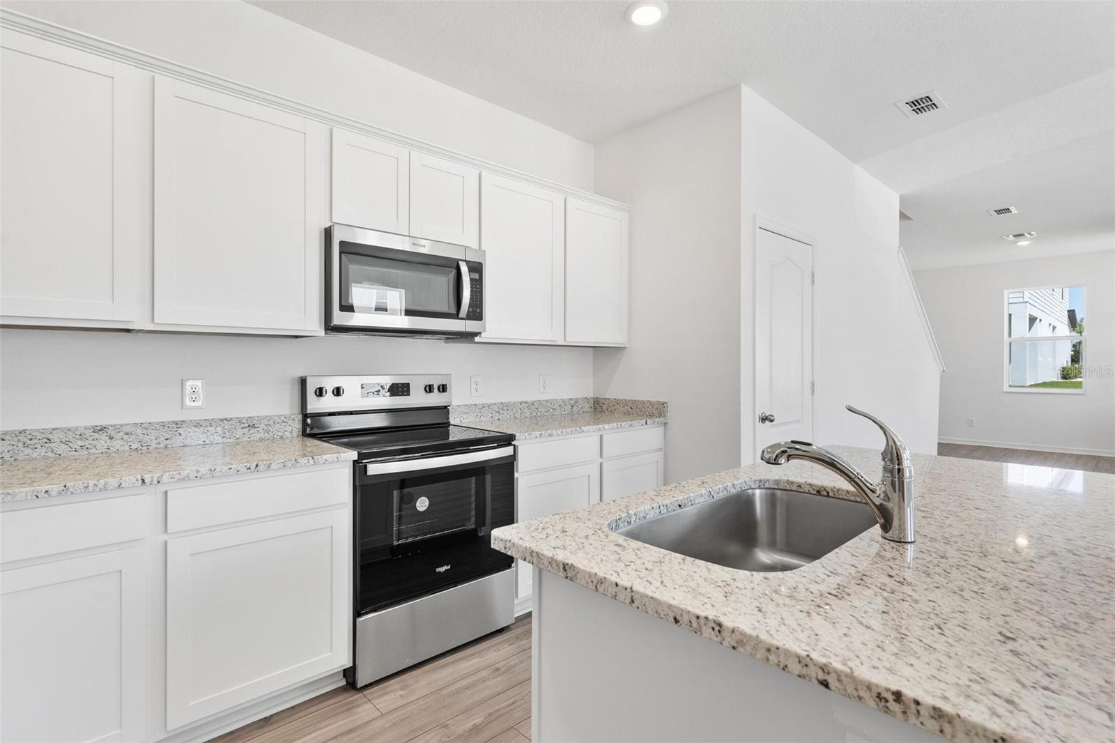 818 POPPY LN, DUNDEE, FL, 33838