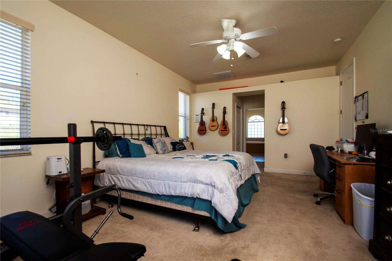 10400 GOLDEN AVE, WEEKI WACHEE, FL, 34613