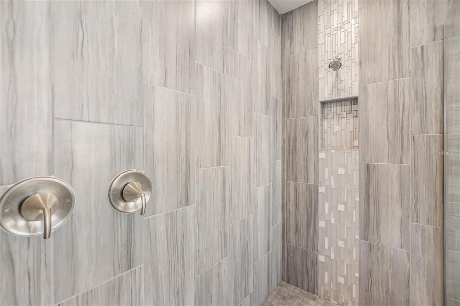 2820 CORDOBA RANCH BLVD, LUTZ, FL, 33559