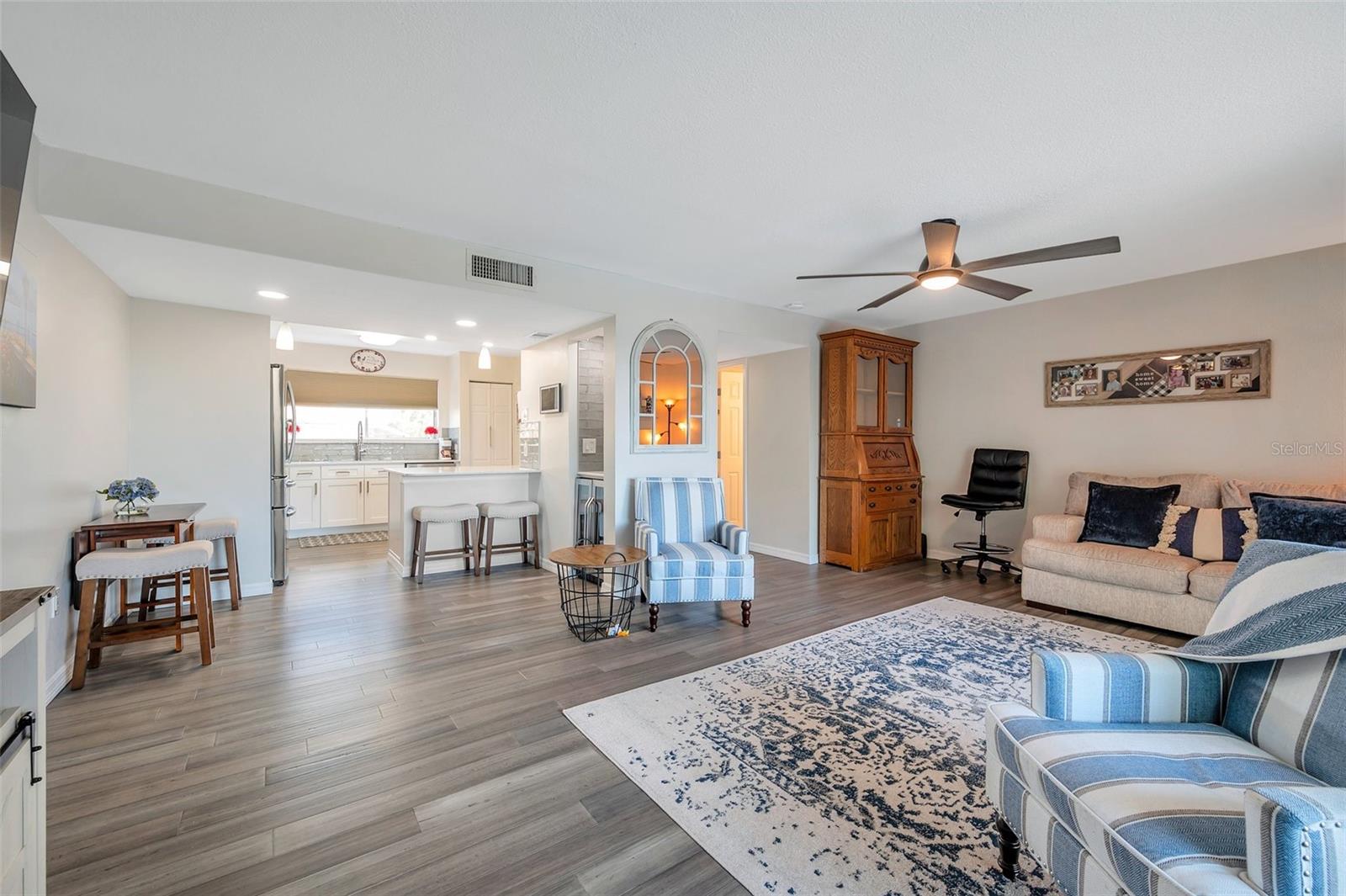 6325 NEWTOWN CIR #25B5, TAMPA, FL, 33615