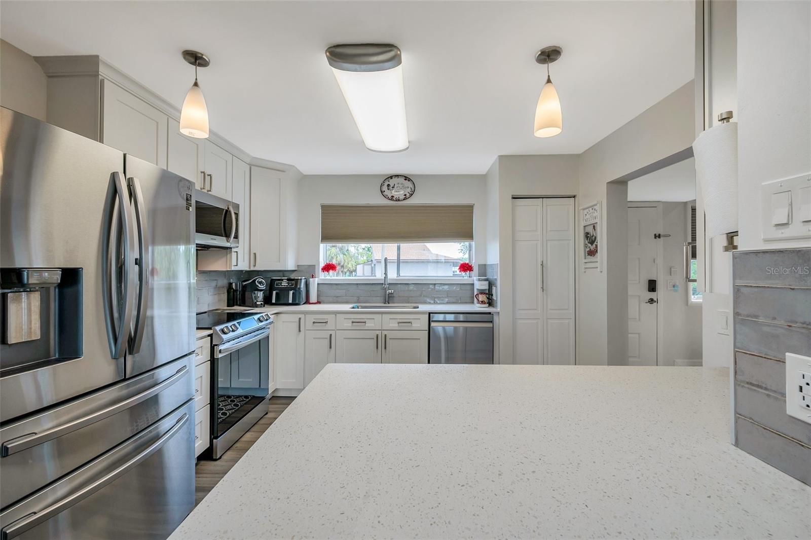 6325 NEWTOWN CIR #25B5, TAMPA, FL, 33615