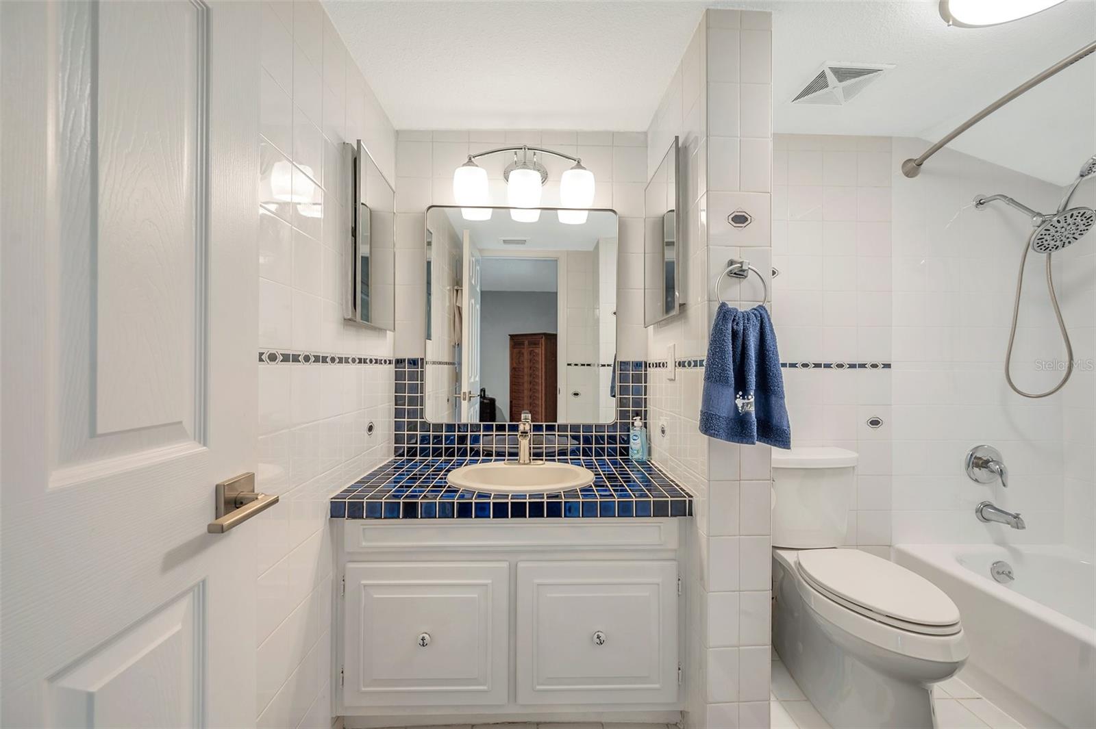 6325 NEWTOWN CIR #25B5, TAMPA, FL, 33615