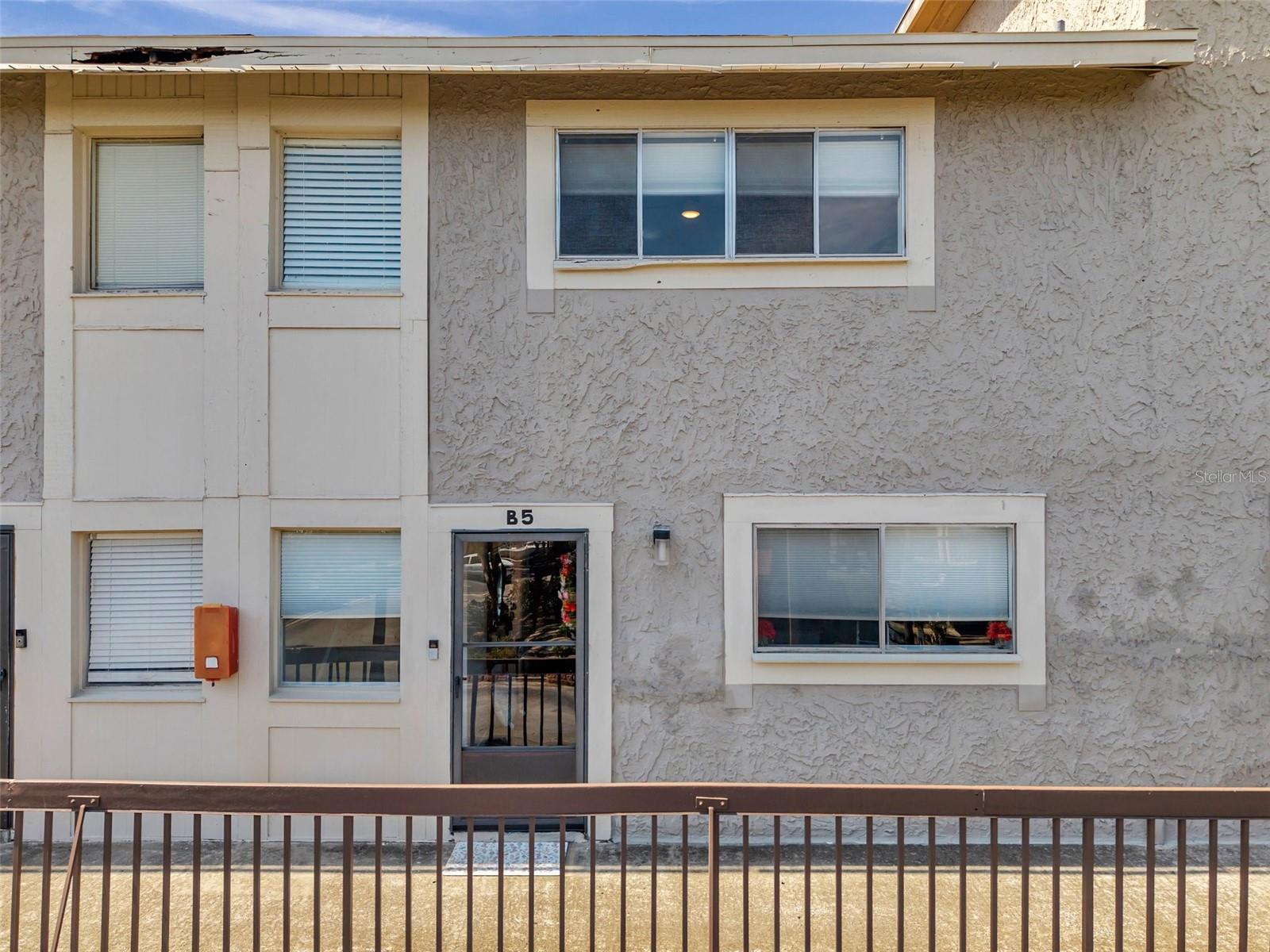 6325 NEWTOWN CIR #25B5, TAMPA, FL, 33615