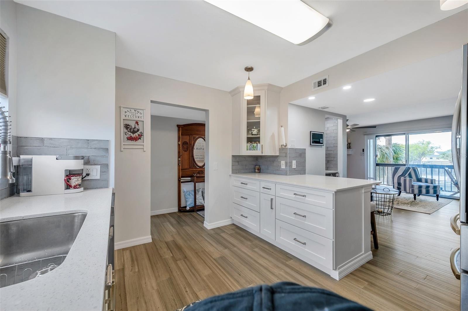 6325 NEWTOWN CIR #25B5, TAMPA, FL, 33615