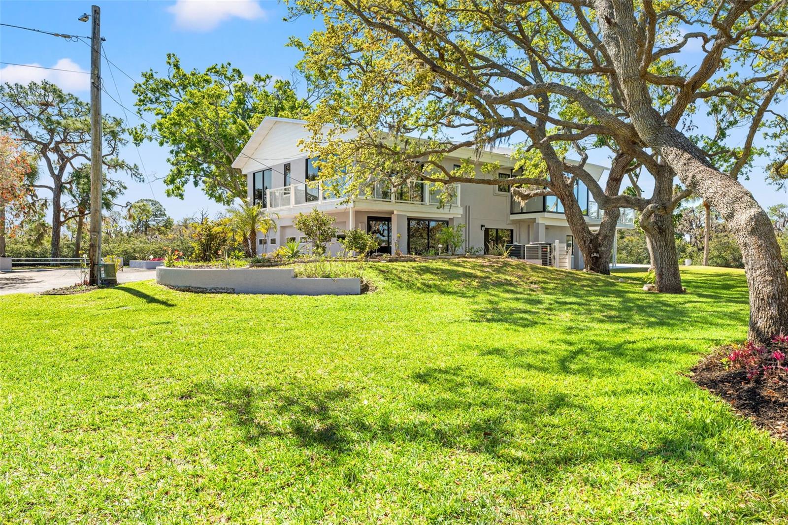 7049 PENINSULAR DR, NEW PORT RICHEY, FL, 34652