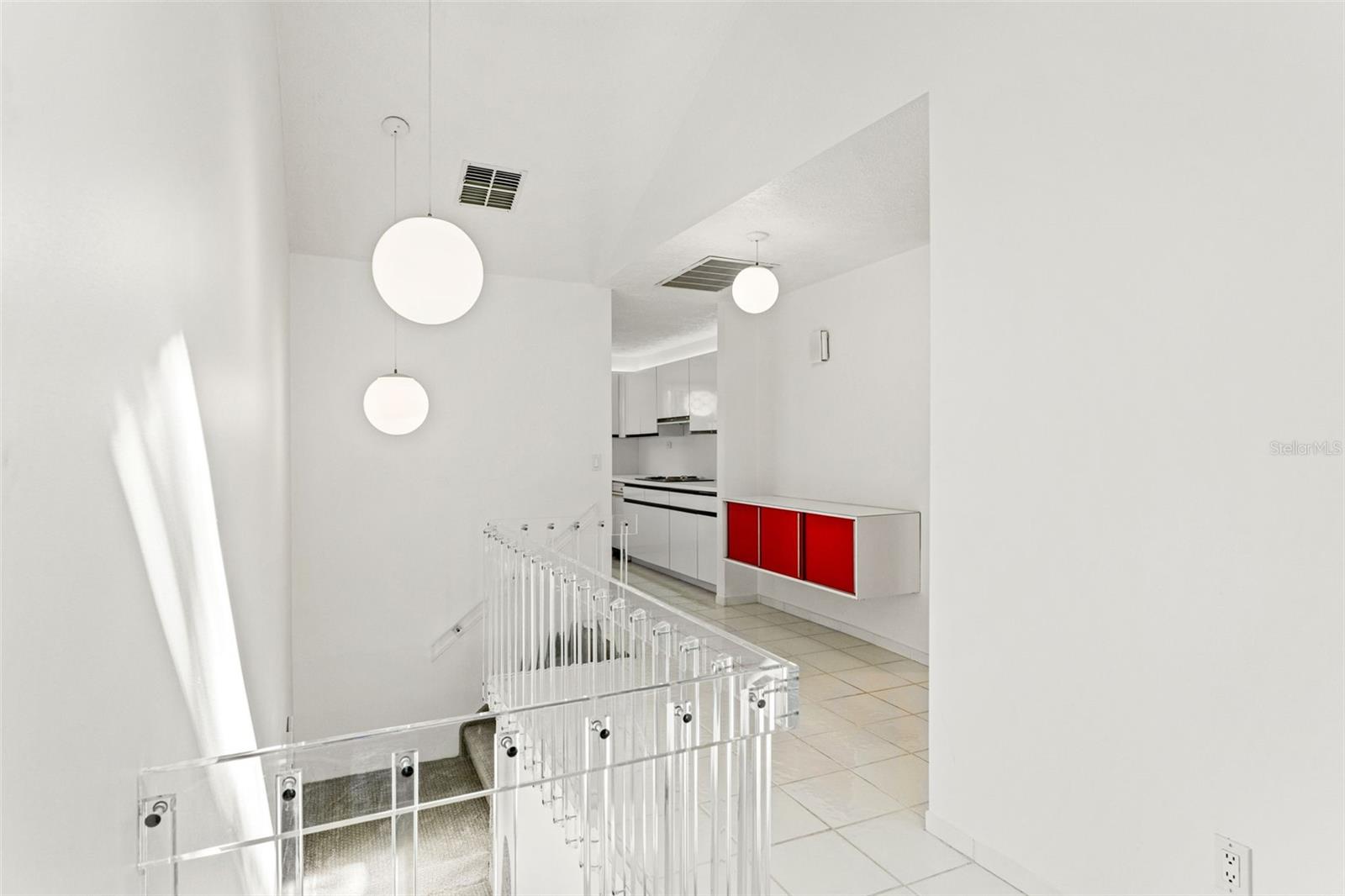 7049 PENINSULAR DR, NEW PORT RICHEY, FL, 34652