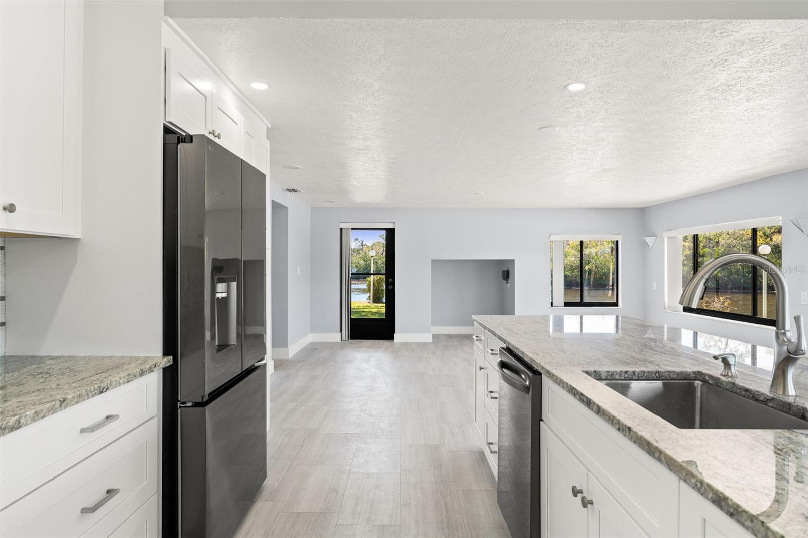 7049 PENINSULAR DR, NEW PORT RICHEY, FL, 34652