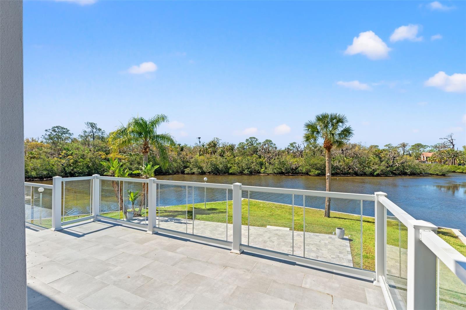 7049 PENINSULAR DR, NEW PORT RICHEY, FL, 34652