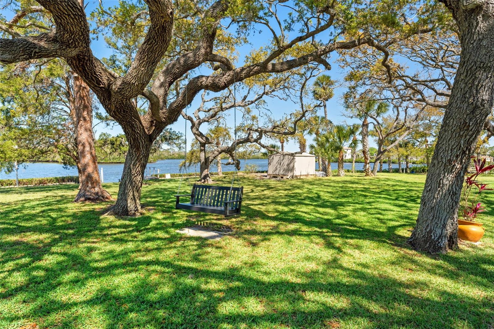 7049 PENINSULAR DR, NEW PORT RICHEY, FL, 34652