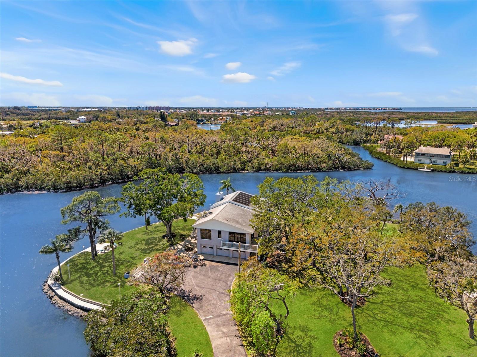 7049 PENINSULAR DR, NEW PORT RICHEY, FL, 34652