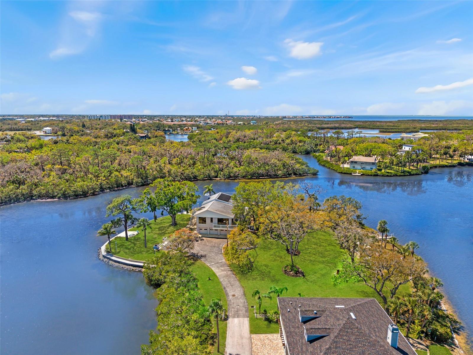 7049 PENINSULAR DR, NEW PORT RICHEY, FL, 34652