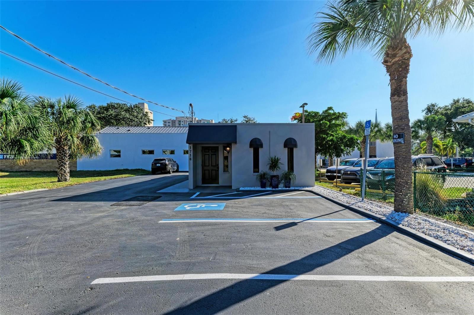 1716 FRUITVILLE RD, SARASOTA, FL, 34236