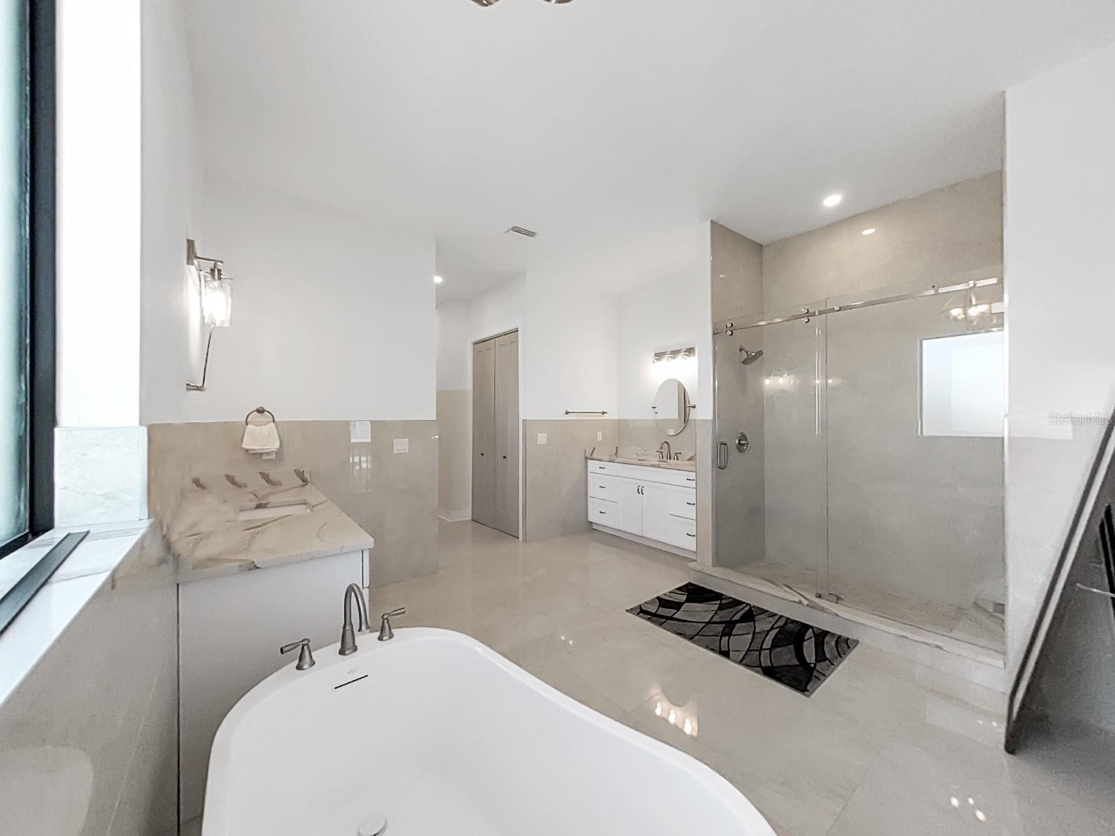 882 BAY POINT DR, MADEIRA BEACH, FL, 33708