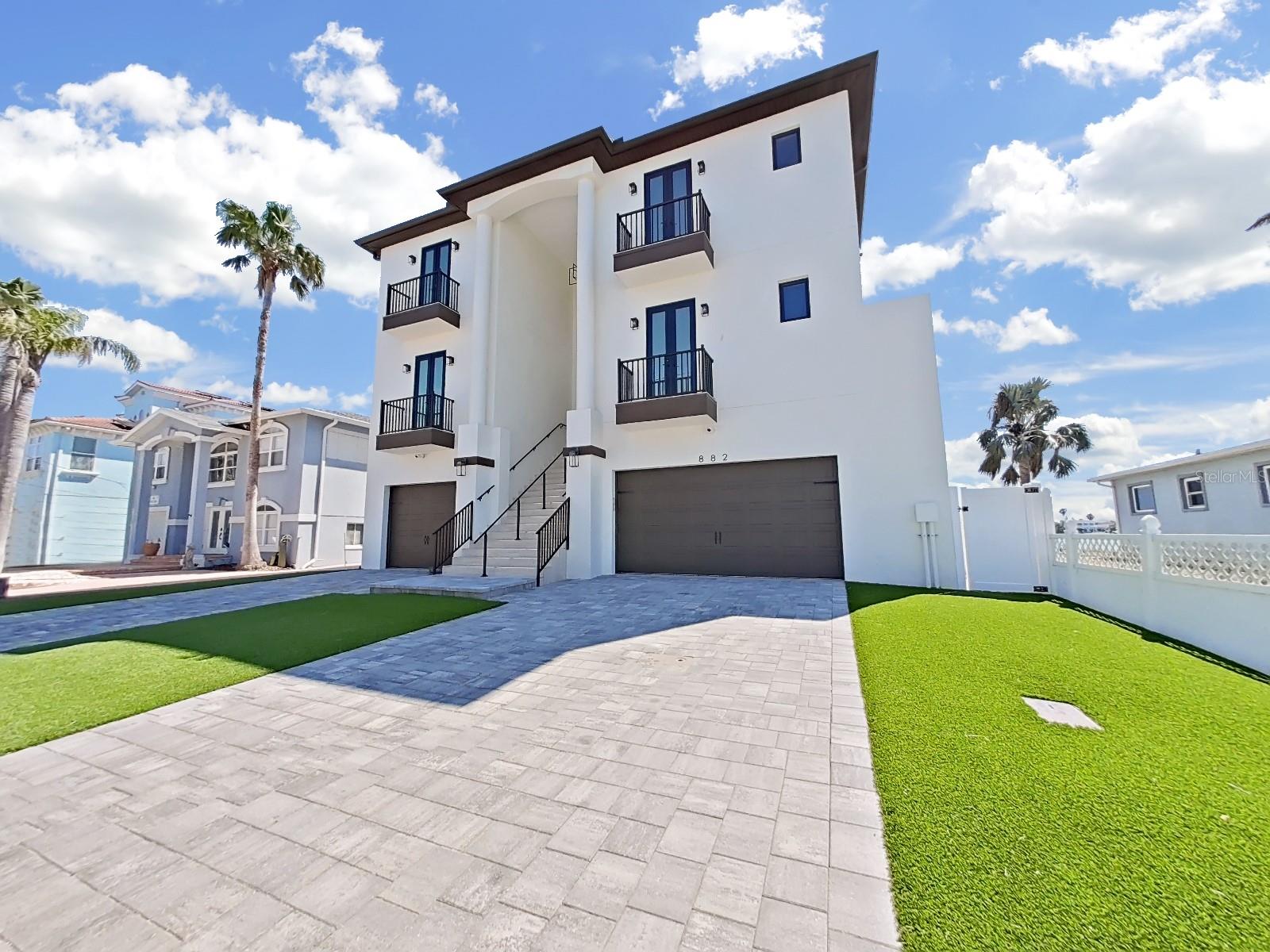 882 BAY POINT DR, MADEIRA BEACH, FL, 33708