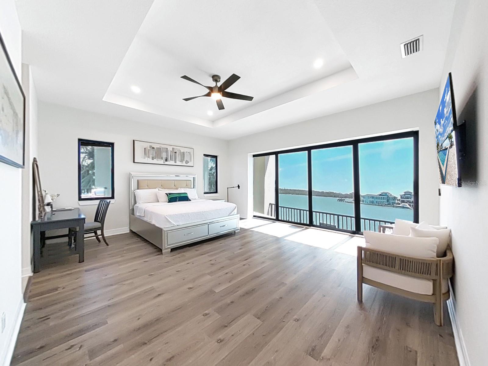 882 BAY POINT DR, MADEIRA BEACH, FL, 33708