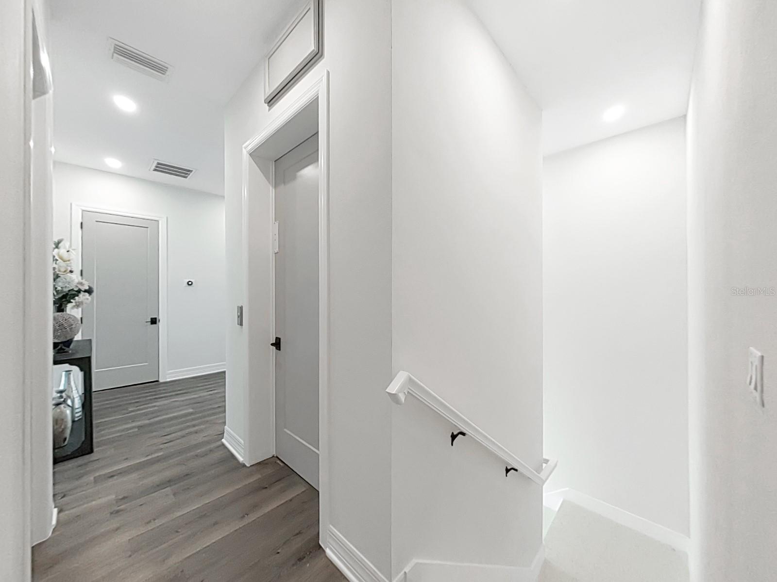 882 BAY POINT DR, MADEIRA BEACH, FL, 33708