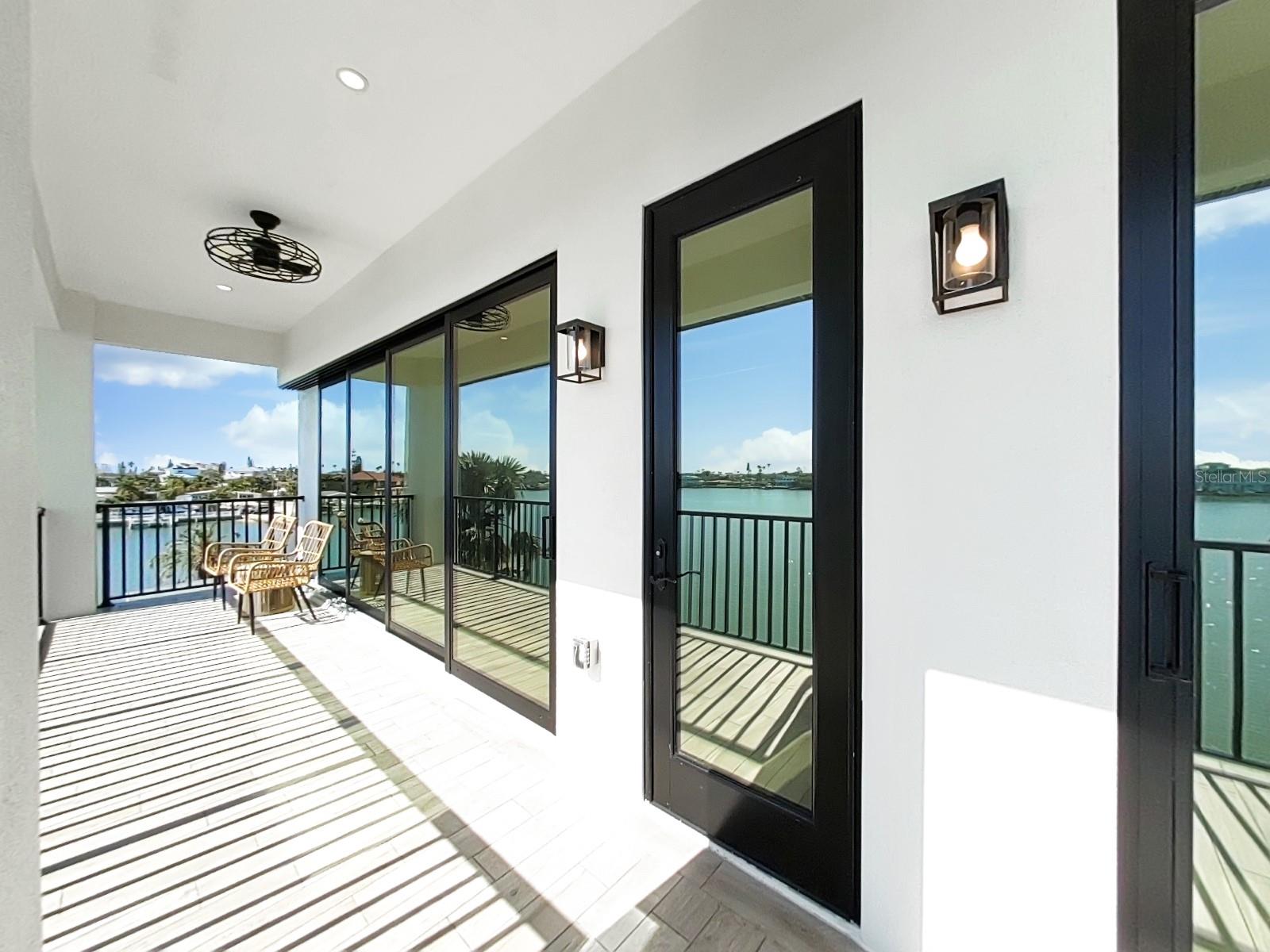 882 BAY POINT DR, MADEIRA BEACH, FL, 33708