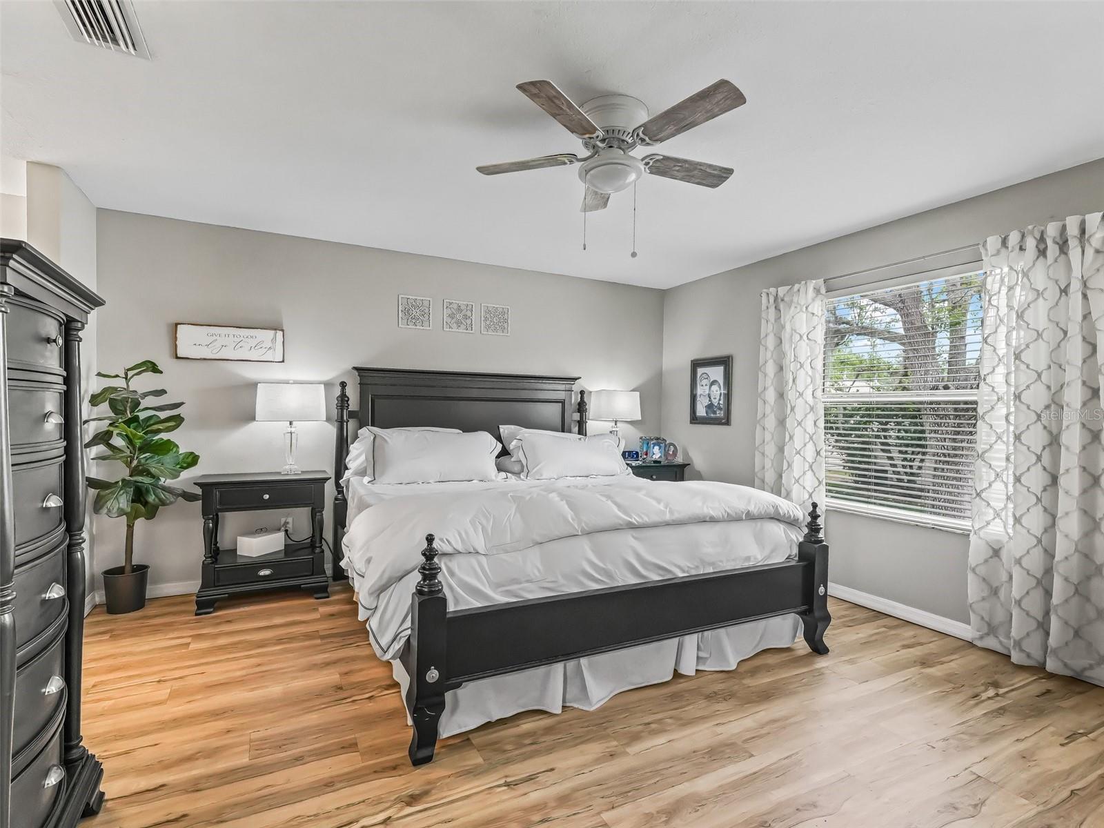 17353 SE 76TH FLINTLOCK TER, THE VILLAGES, FL, 32162