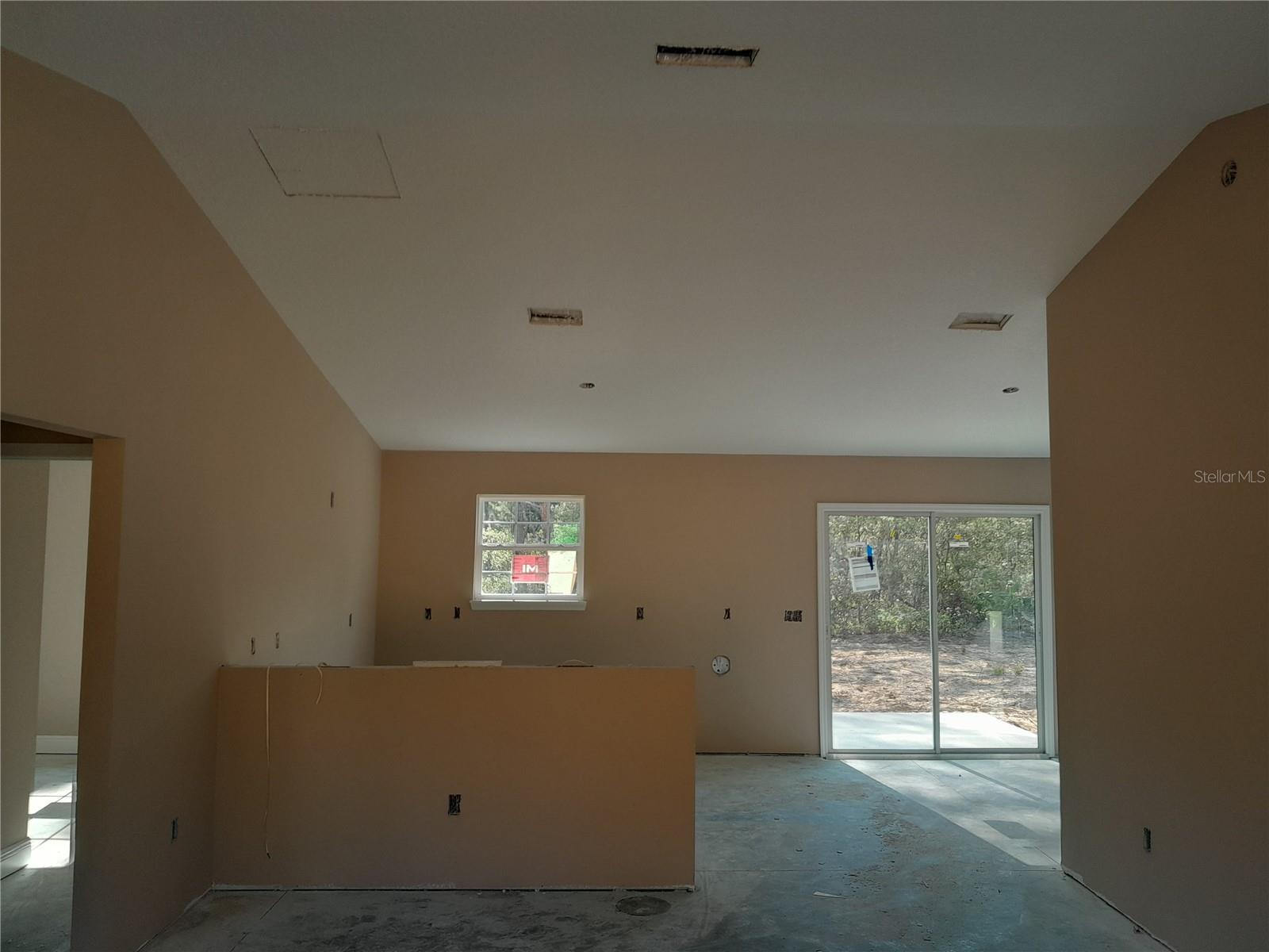 31 FISHER RUN, OCKLAWAHA, FL, 32179