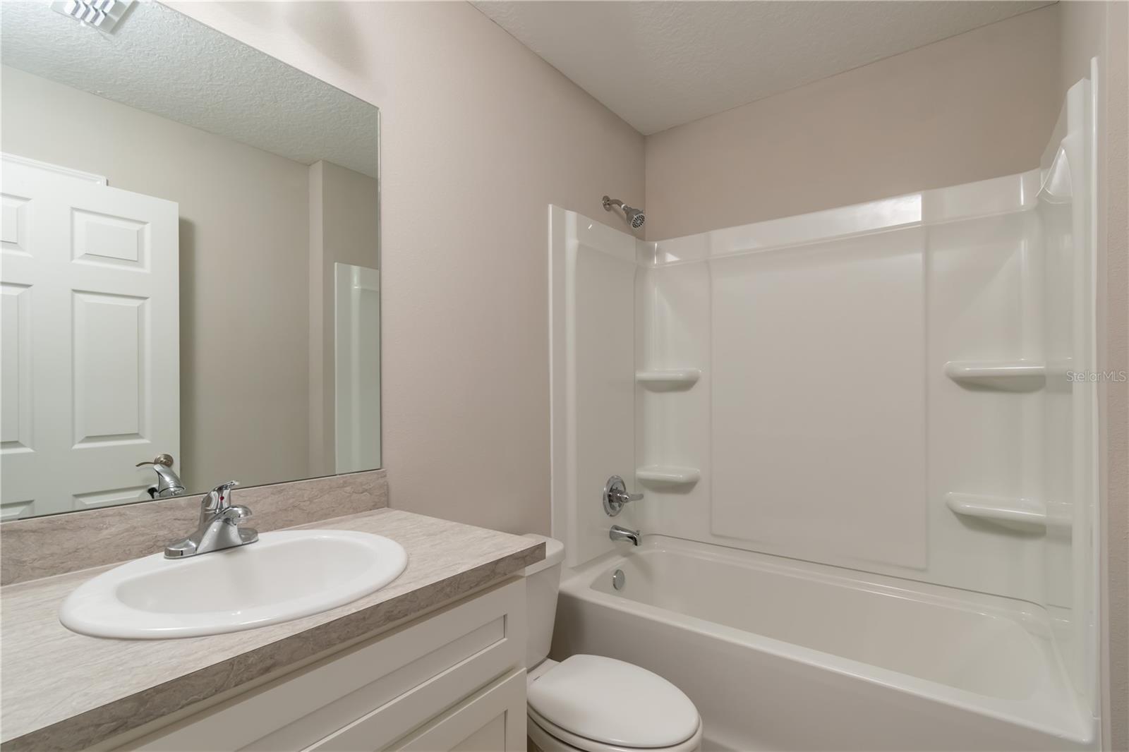 31 FISHER RUN, OCKLAWAHA, FL, 32179