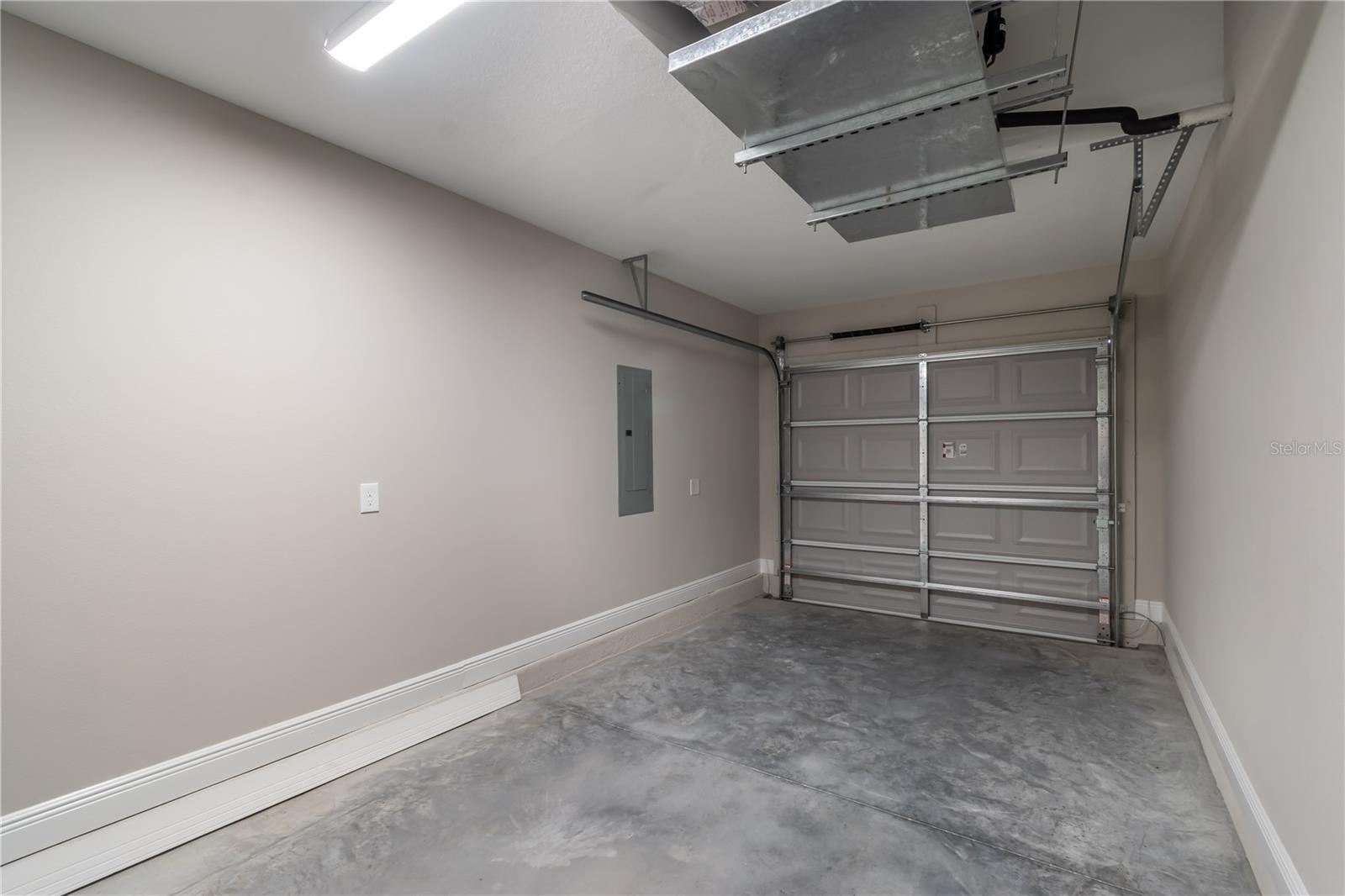 31 FISHER RUN, OCKLAWAHA, FL, 32179