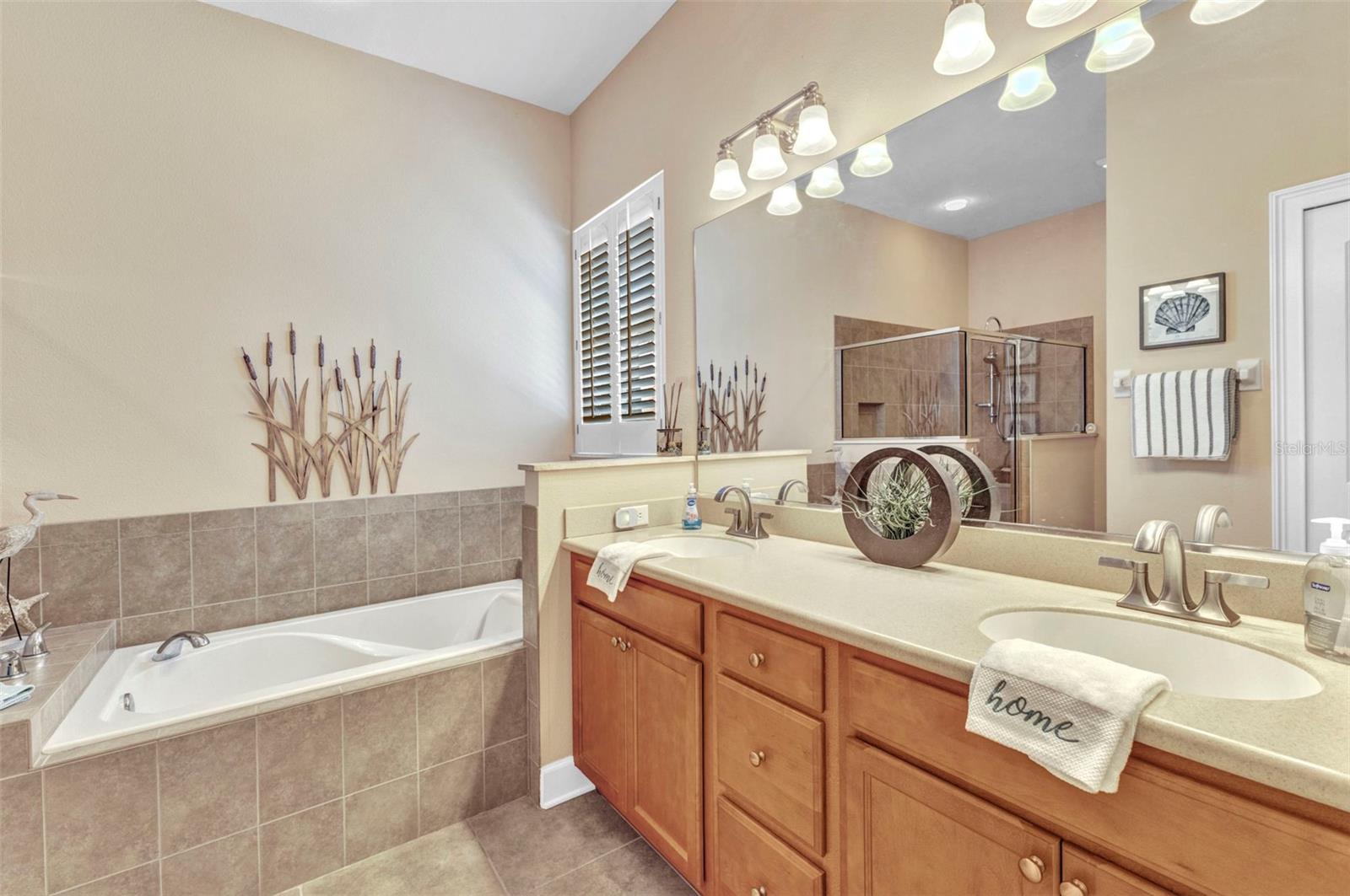 24260 WESTGATE BLVD, PORT CHARLOTTE, FL, 33980