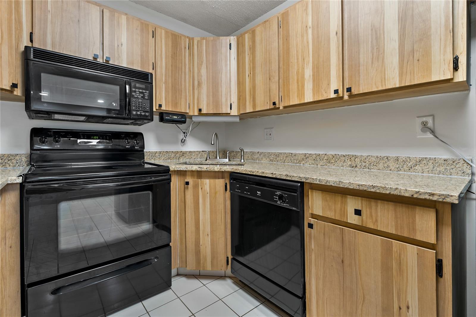 2699 PINE RIDGE WAY E #H1, PALM HARBOR, FL, 34684