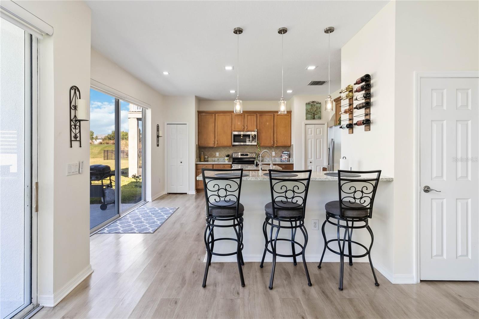 9826 HERON POINTE DR, ORLANDO, FL, 32832