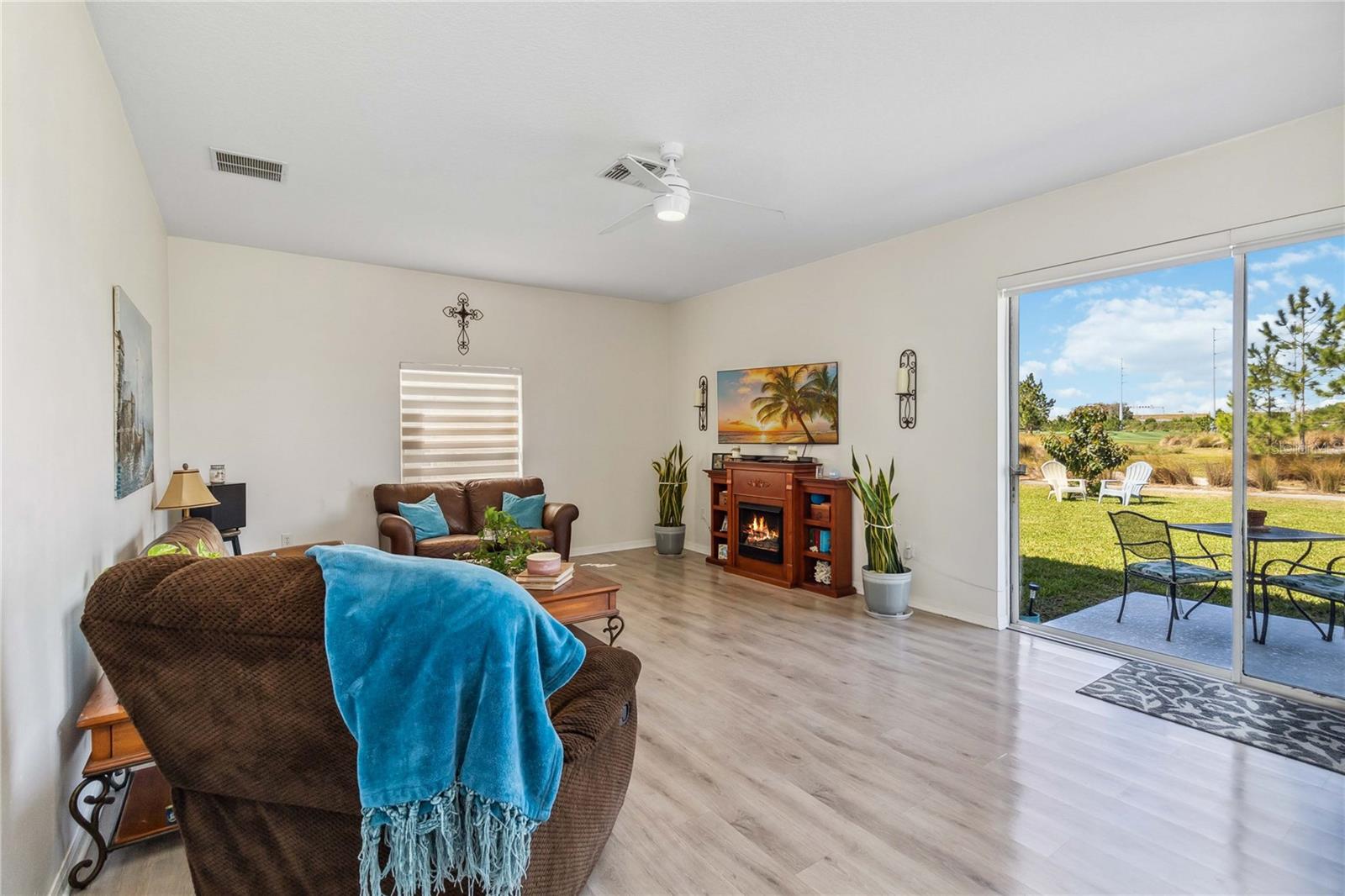 9826 HERON POINTE DR, ORLANDO, FL, 32832